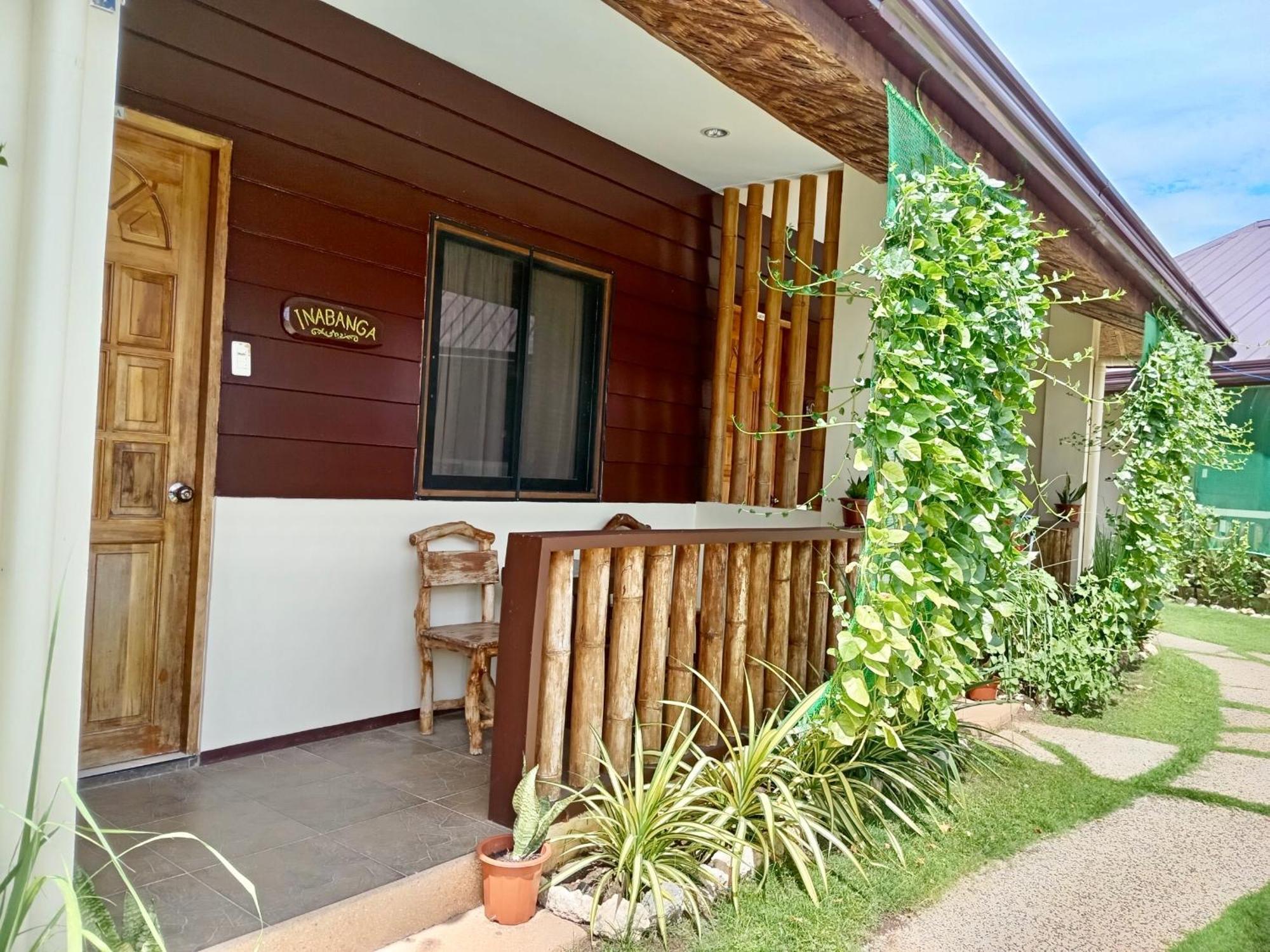 Chiisai Natsu Resort Bolod  Exterior photo