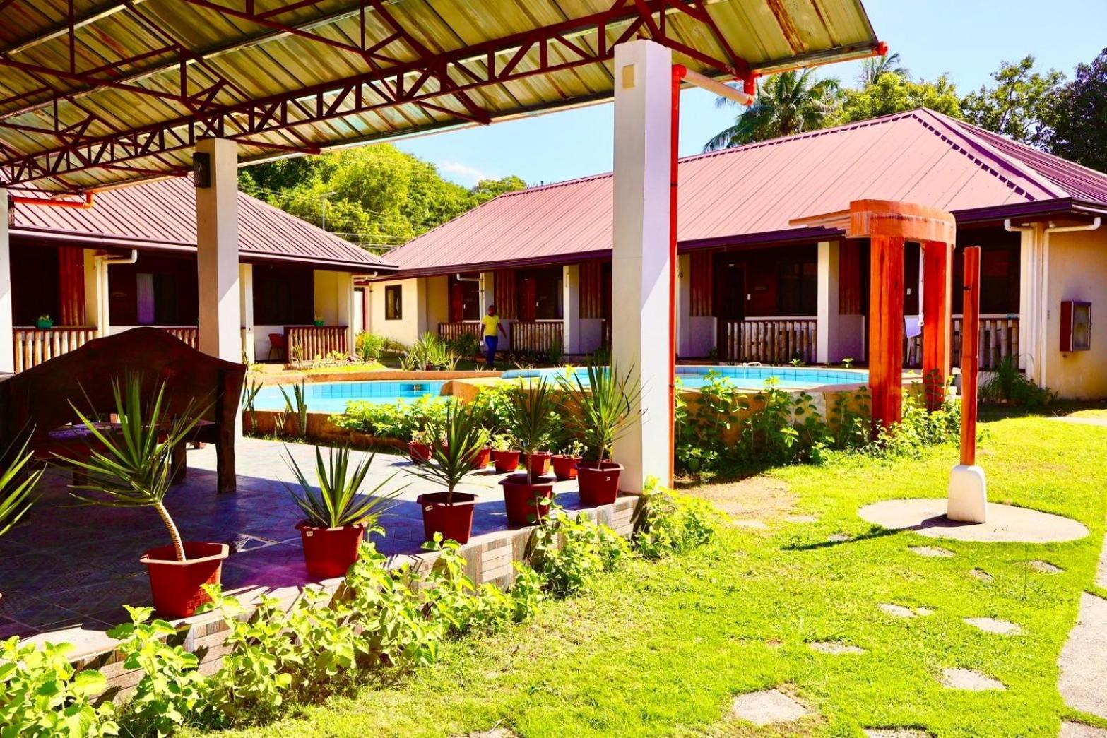 Chiisai Natsu Resort Bolod  Exterior photo