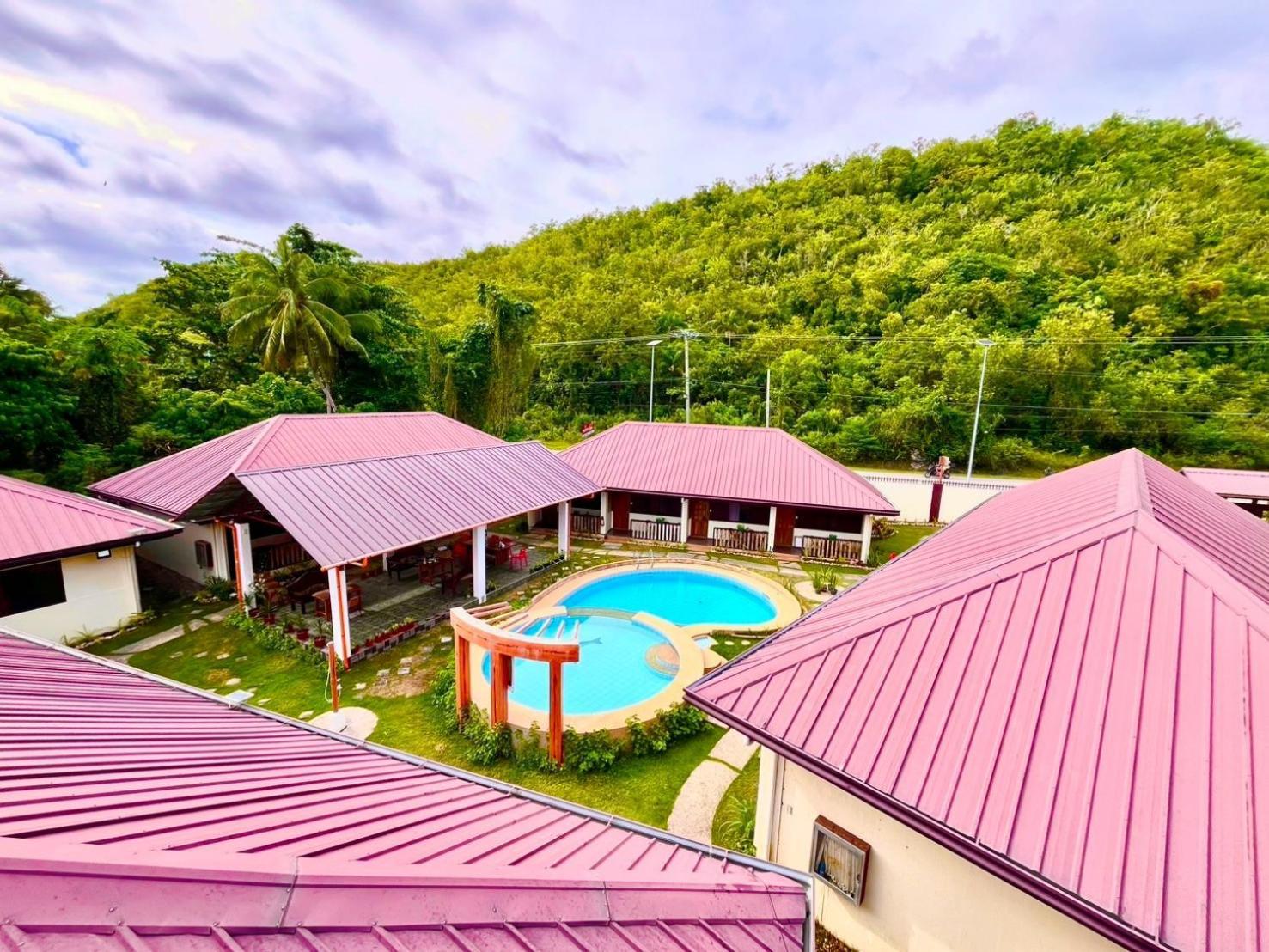 Chiisai Natsu Resort Bolod  Exterior photo