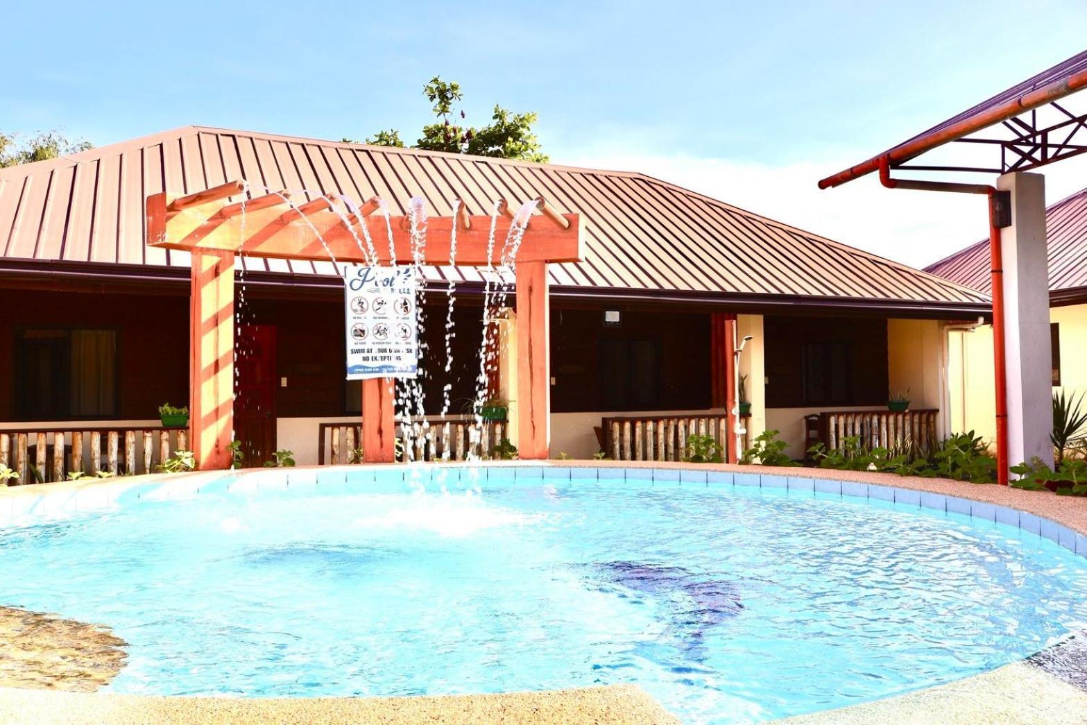Chiisai Natsu Resort Bolod  Exterior photo